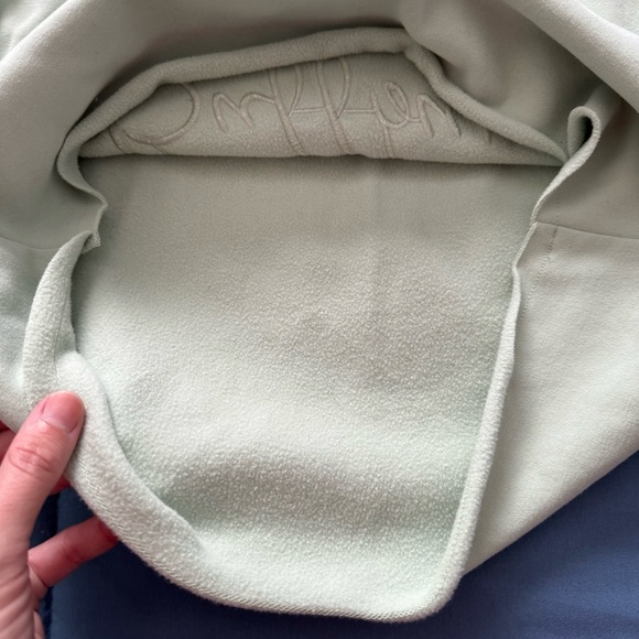 Buffbunny Cloud Cropped Top (Medium) - Picture 6 of 6